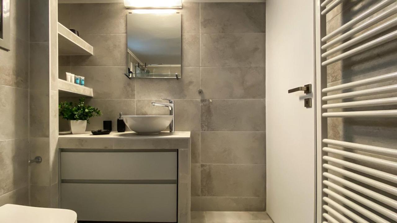 Acropolis Slow Living Apt Under The Parthenon Atenas Exterior foto